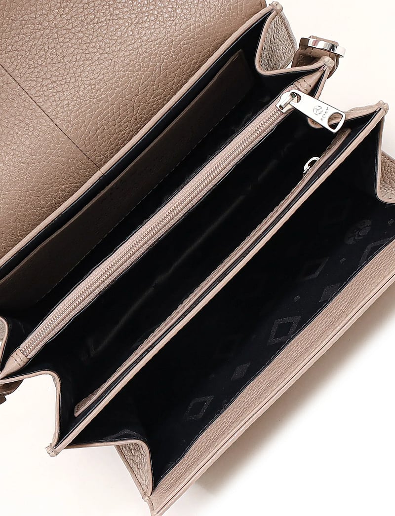 Adax - Cormorano shoulder bag Zafira - fashion trends - desert - 5