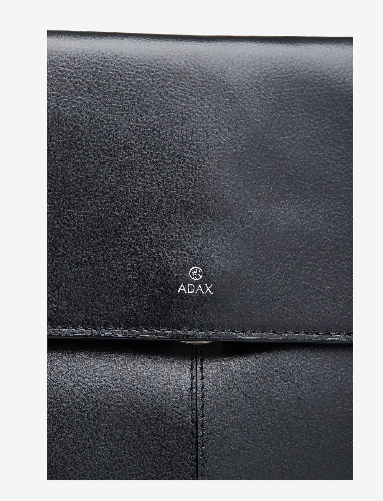 Adax - Denver portfolio Tue - black - 3