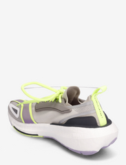 adidas by Stella McCartney - aSMC UB 23 lower footprint - gobi/seflgr/purglo - 2