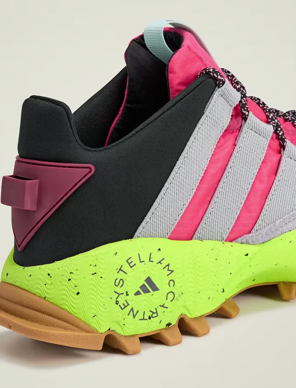 adidas by Stella McCartney Asmc Seeulater (ADIIE8752 adidas by Stella McCartney Asmc Seeulater (ADIIE8752