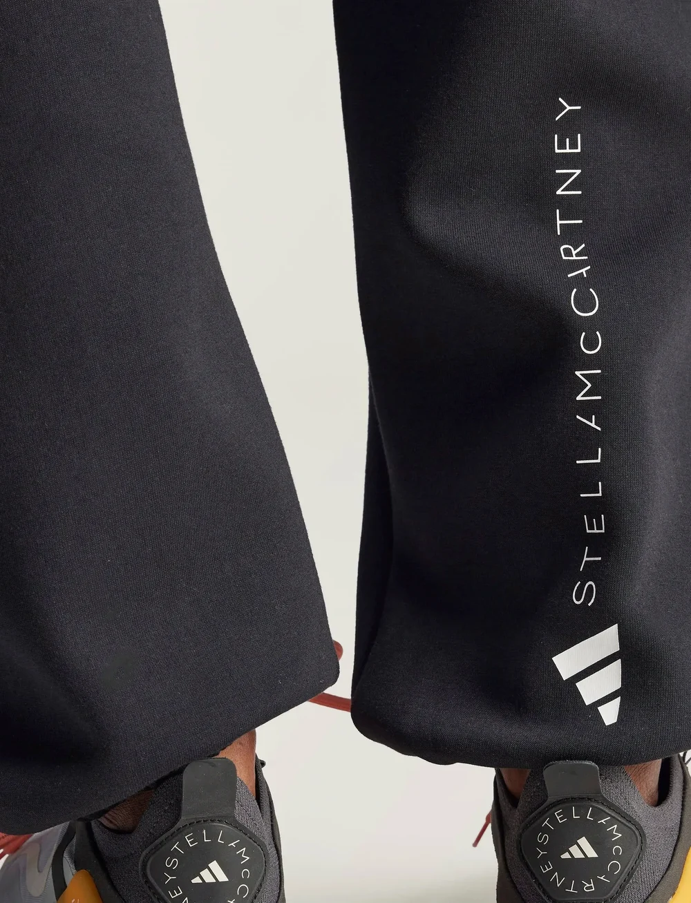 adidas by Stella McCartney - aSMC LOOSE SP - joggingbukser - black - 5