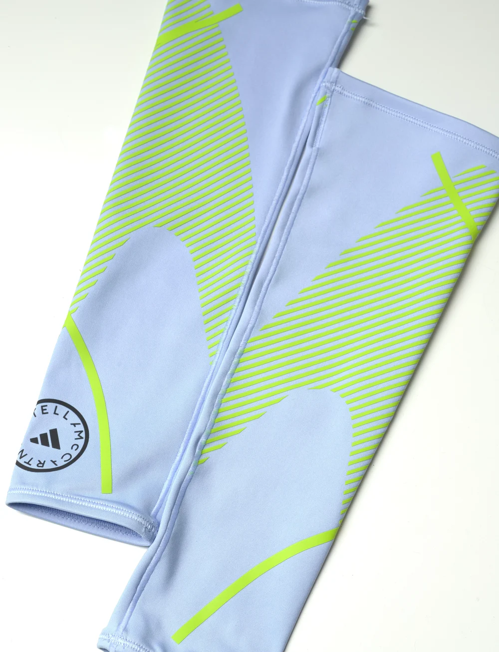 adidas by Stella McCartney - aSMC TPA CR - crop tops - glowblue - 3