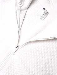 adidas Golf - W ULT C TXT JKT - striukės ir švarkeliai - white - 2
