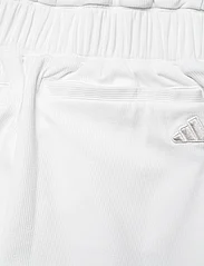 adidas Golf - W GO-TO RMPR - skjortklänningar - white - 4