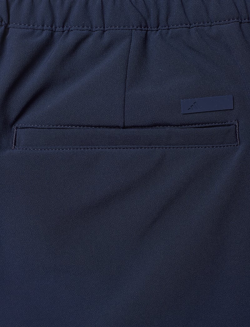 adidas Golf - W ULT C BRMDA - lühikesed golfiipüksid - conavy - 4