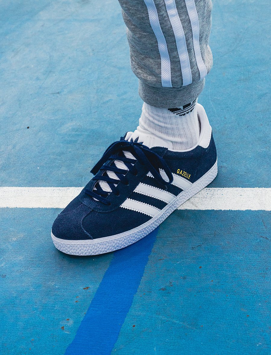 adidas Originals - GAZELLE J - niedriger schnitt - conavy/ftwwht/ftwwht - 0