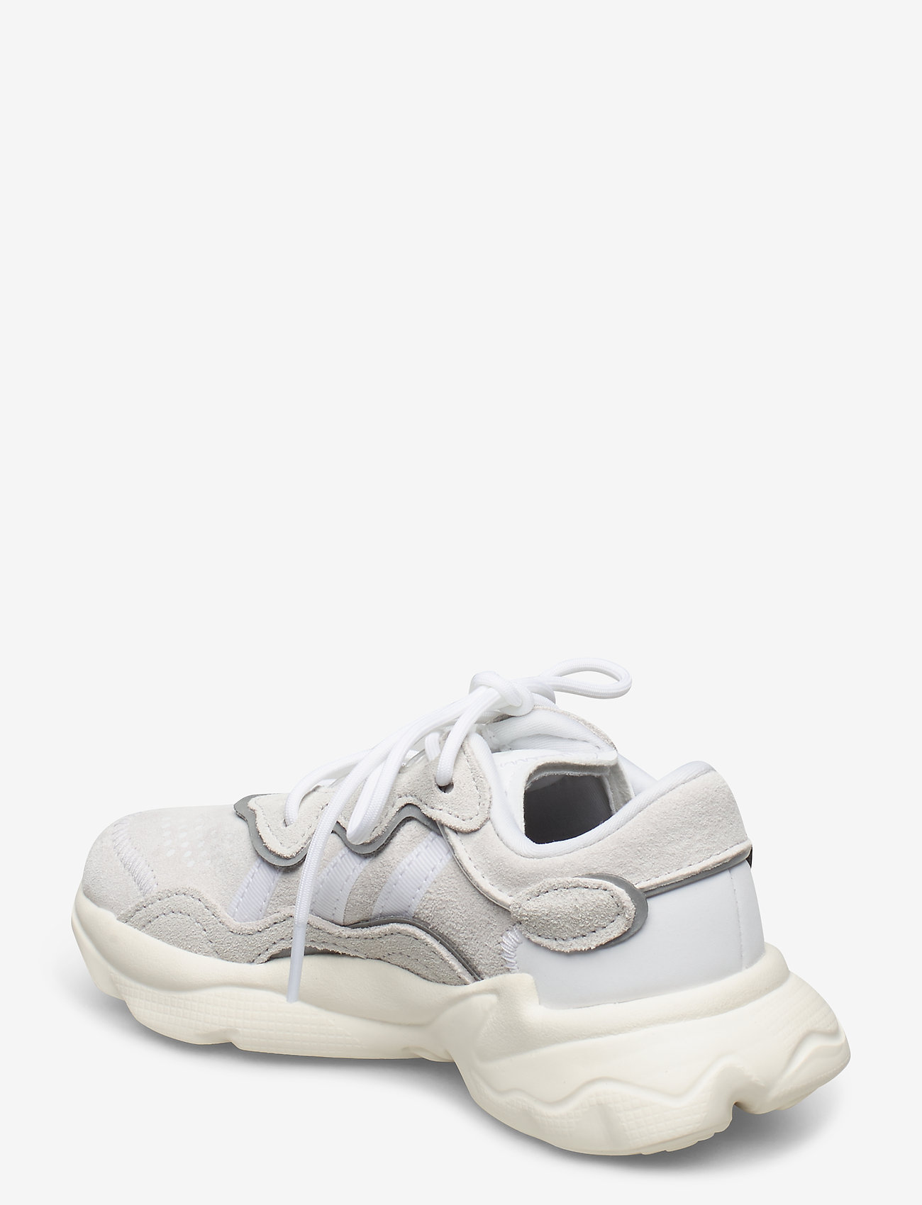 adidas Originals - OZWEEGO C - låga sneakers - crywht/ftwwht/owhite - 2