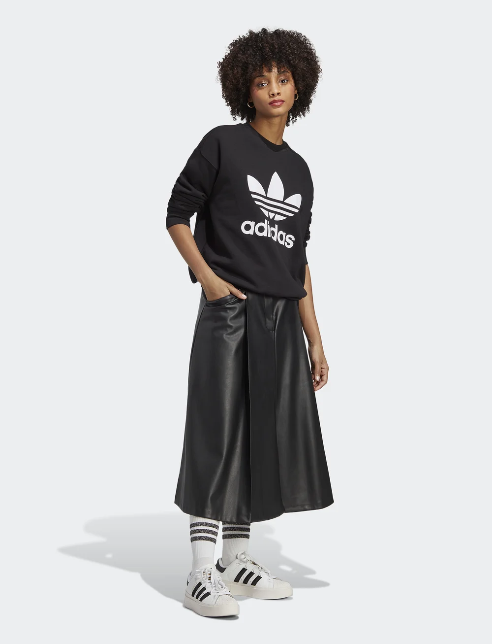 adidas Originals - Trefoil Crew Sweatshirt - Överdelar - black/white - 5