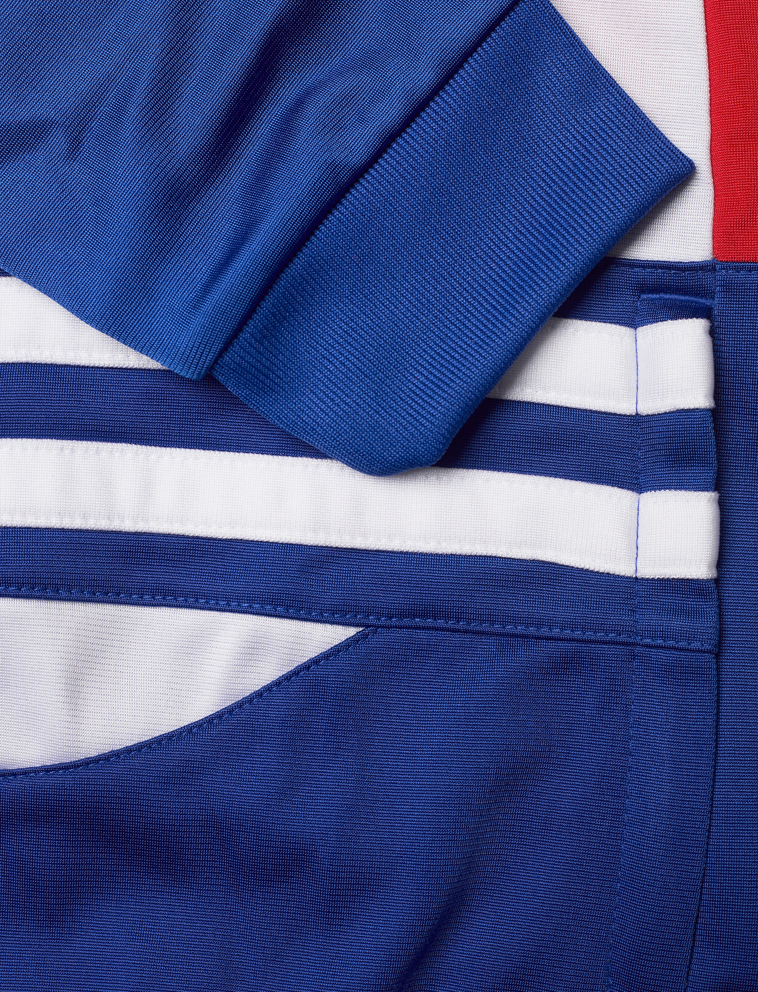 adidas Originals - BIG TREFOIL TT - scarle/royblu/white - 3