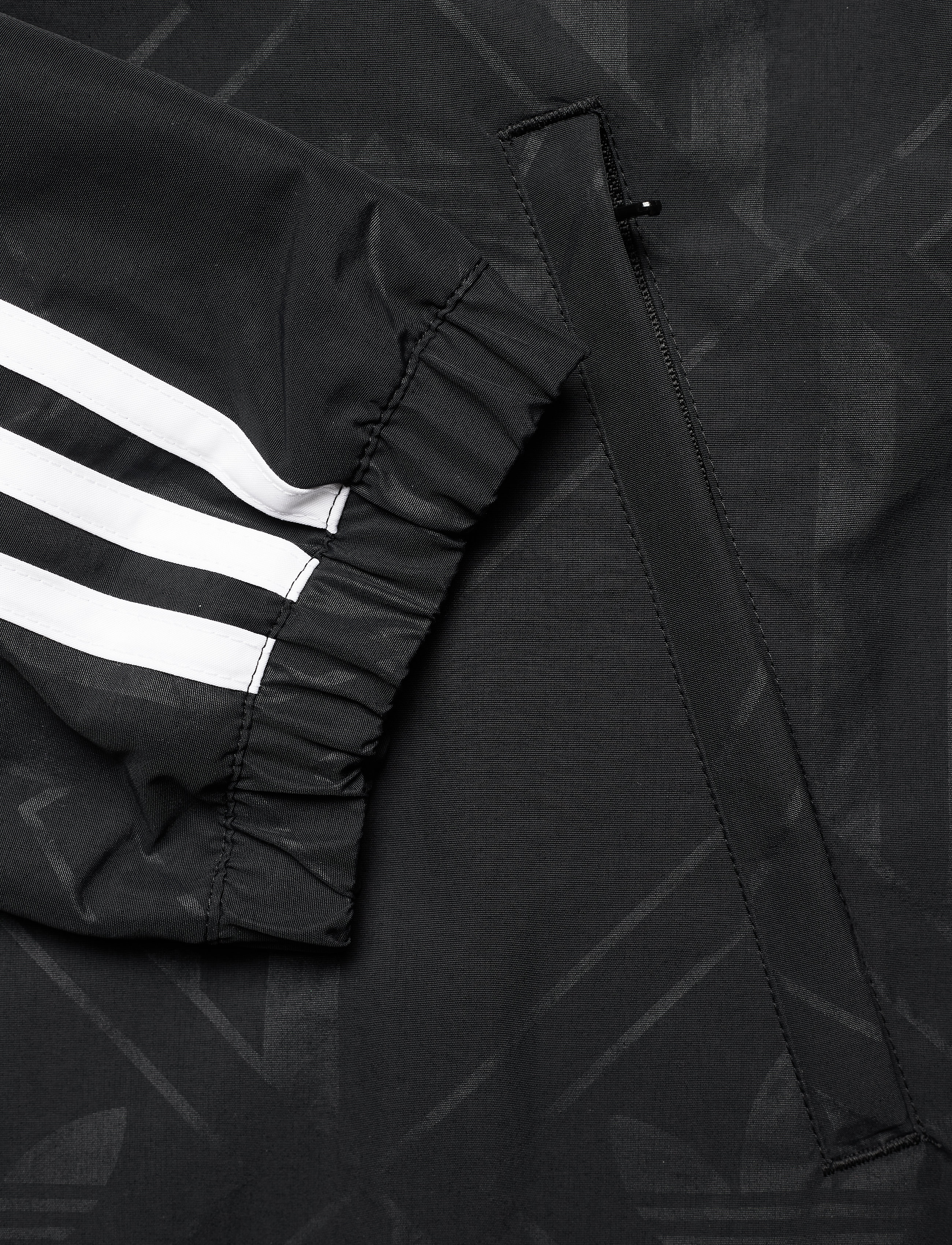 adidas Originals - MONO WB TNL - black/boonix - 5