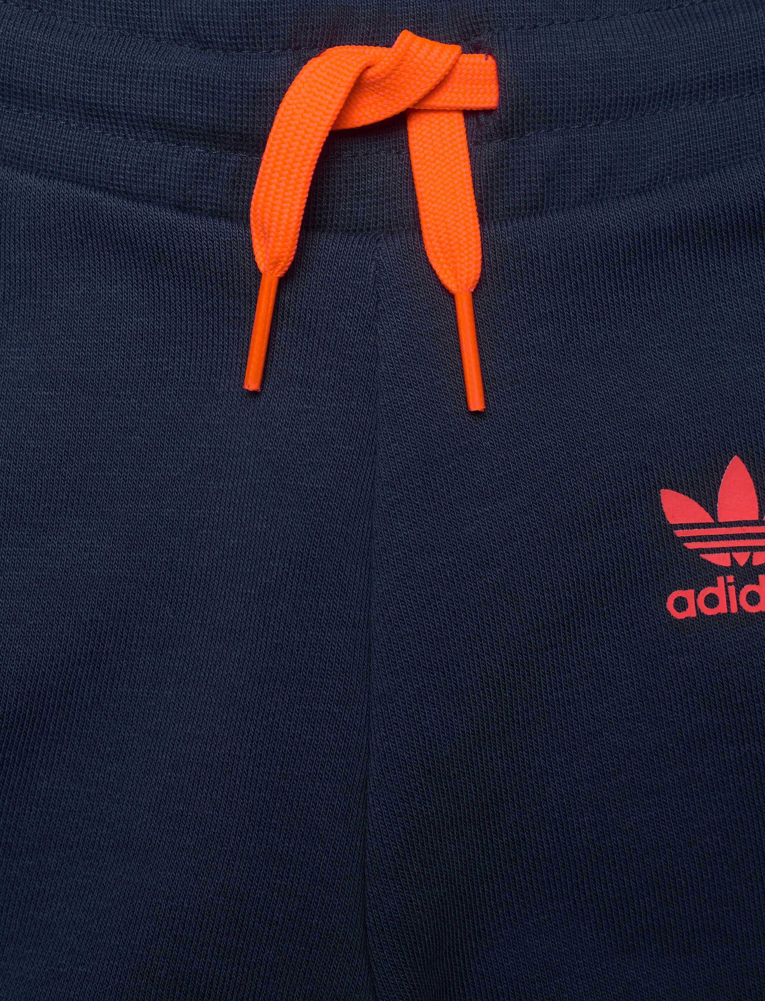 adidas Originals - Allover Print Camo Crew Set - creblu/white - 2