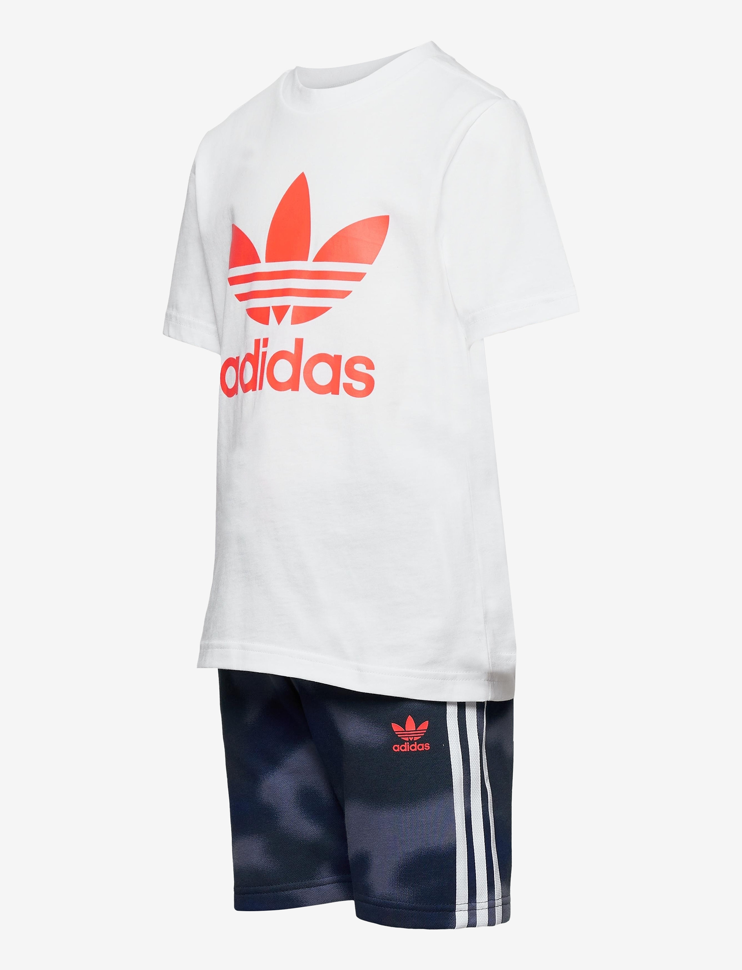 adidas Originals - Camo Print Shorts and T-Shirt Set - white/apsord - 2
