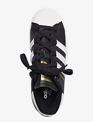 adidas Originals - SUPERSTAR BONEGA W - lave sneakers - cblack/ftwwht/goldmt - 3