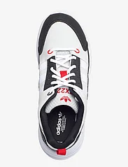 adidas Originals - ZX 22 BOOST Shoes - zomerkoopjes - cblack/ftwwht/vivred - 3