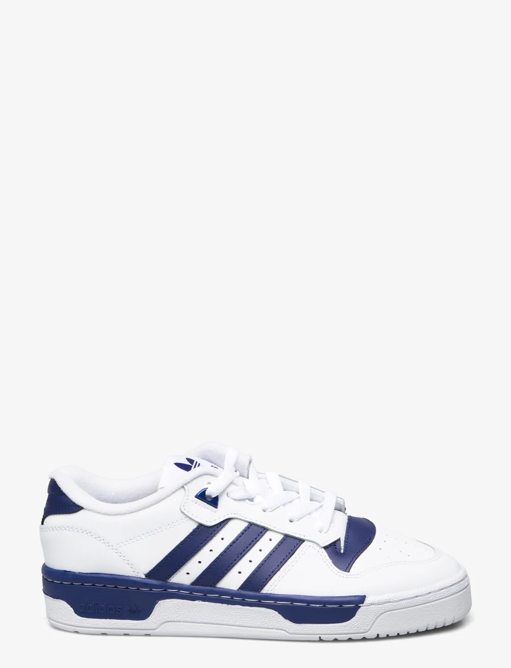 Adidas classic hotsell tennis shoes