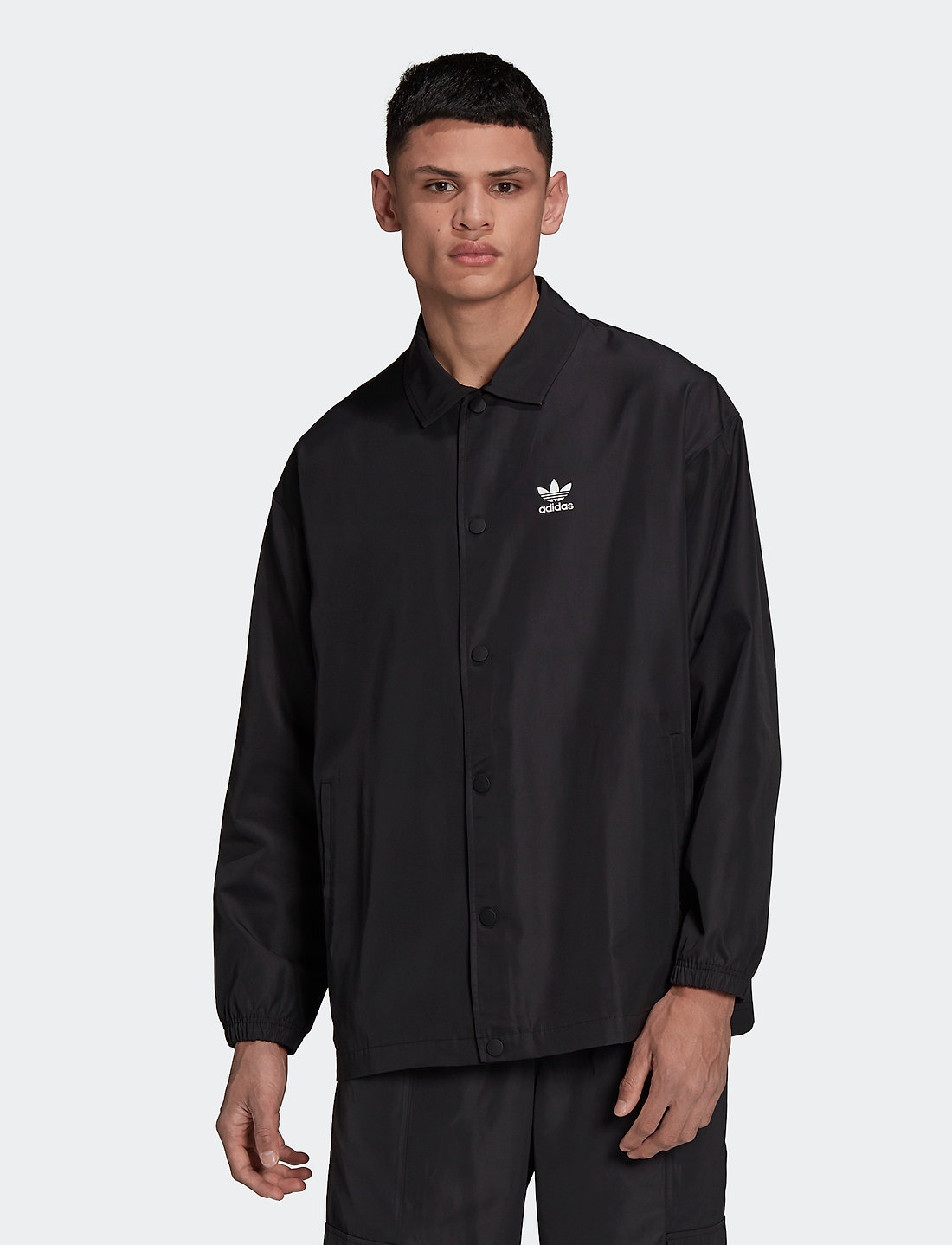 adidas Originals Adicolor Classics Trefoil Coach Jacket 100 . Buy Light Jackets from adidas Originals online at Boozt . Fast delivery and easy