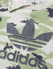 adidas Originals - Camo Tee - short-sleeved t-shirts - orbgry/maglim/shanav - 2