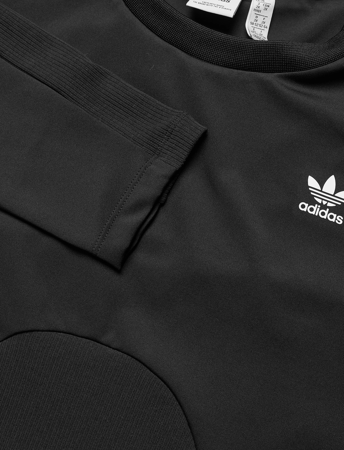 Adidas top size 50-52