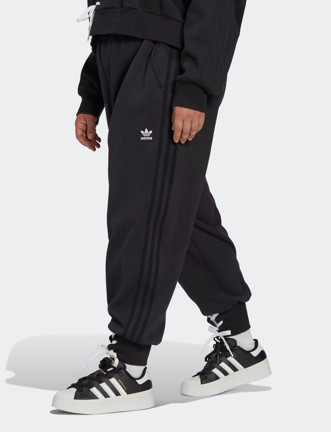 Adidas hot sale originals cuffed