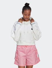 adidas Originals - Short Disney Hoodie - hoodies - white - 2
