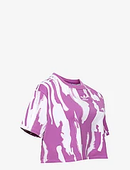 adidas Originals - Thebe Magugu Allover Print Crop T-Shirt (Plus Size) - mažiausios kainos - sepuli/white - 3