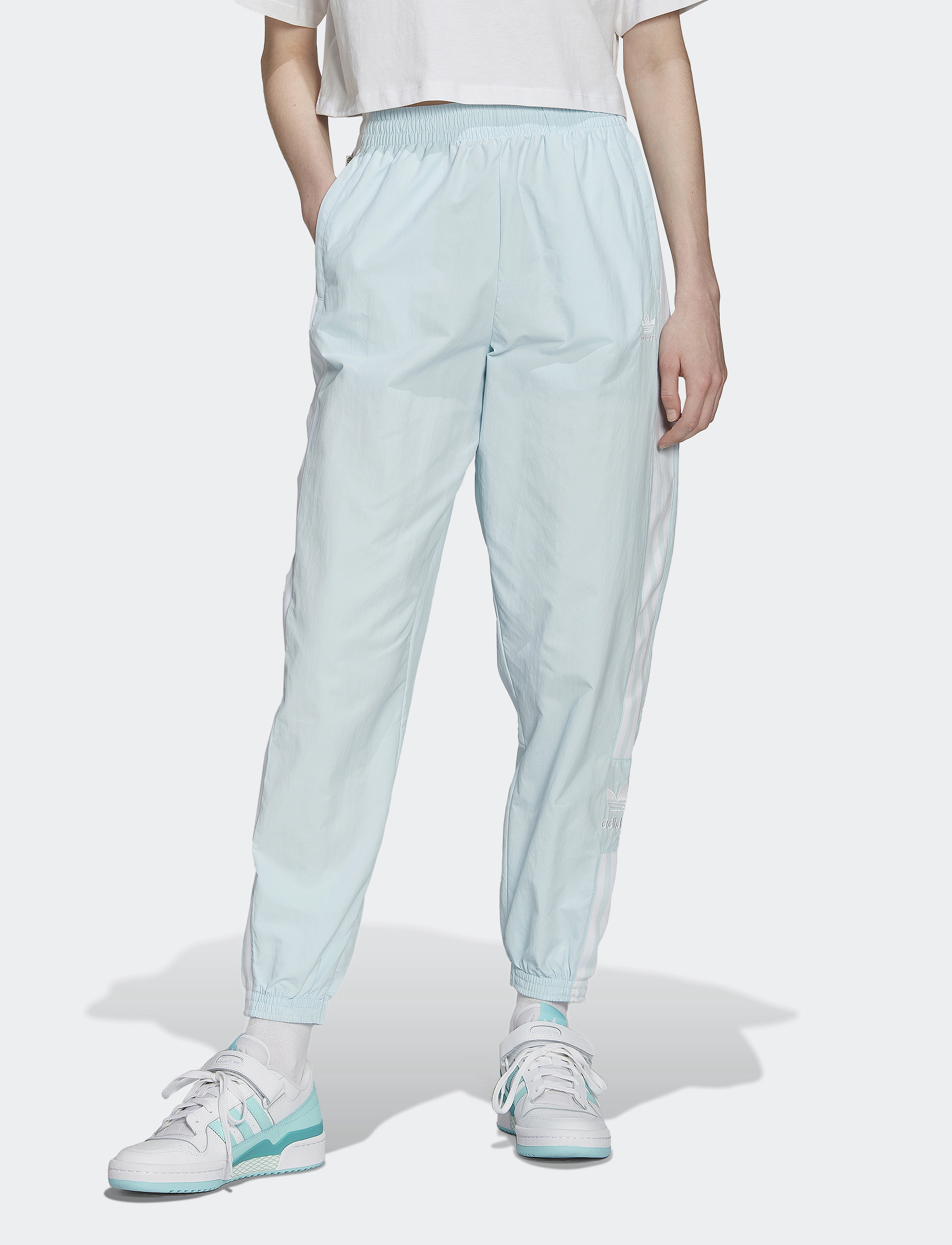 adidas Originals - TRACK PANTS - almblu - 4