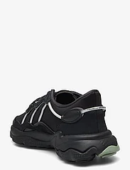adidas Originals - OZWEEGO - sportiska stila apavi ar pazeminātu potītes daļu - cblack/cblack/silvmt - 2