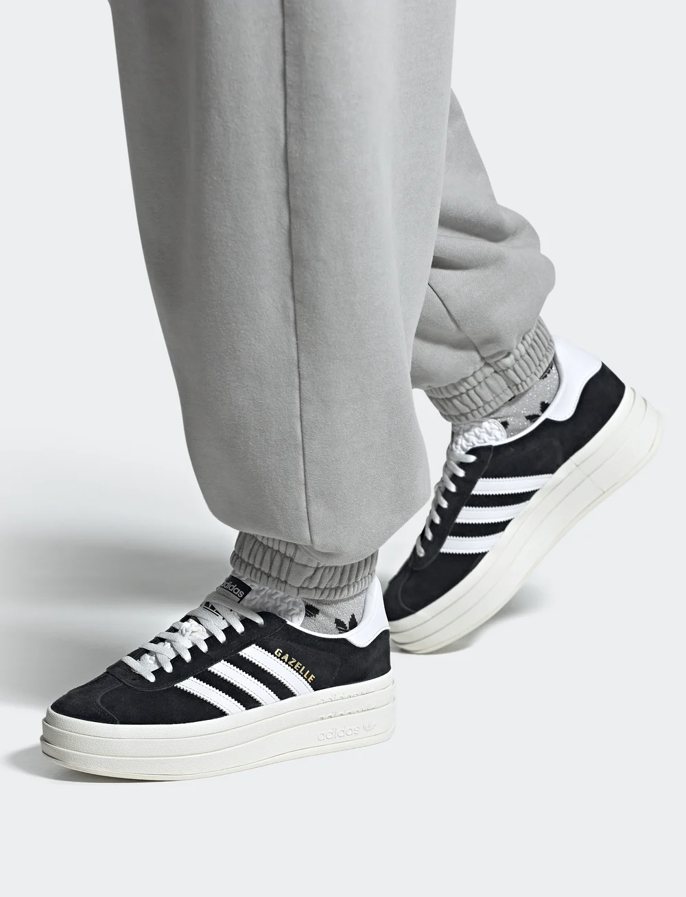 adidas Originals - GAZELLE BOLD W - chunky sneakers - cblack/ftwwht/cwhite - 0