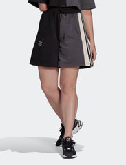 adidas Originals - Shorts - sweat shorts - black - 2