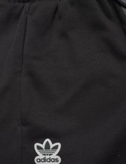 adidas Originals - Shorts - sweatshorts - black - 4