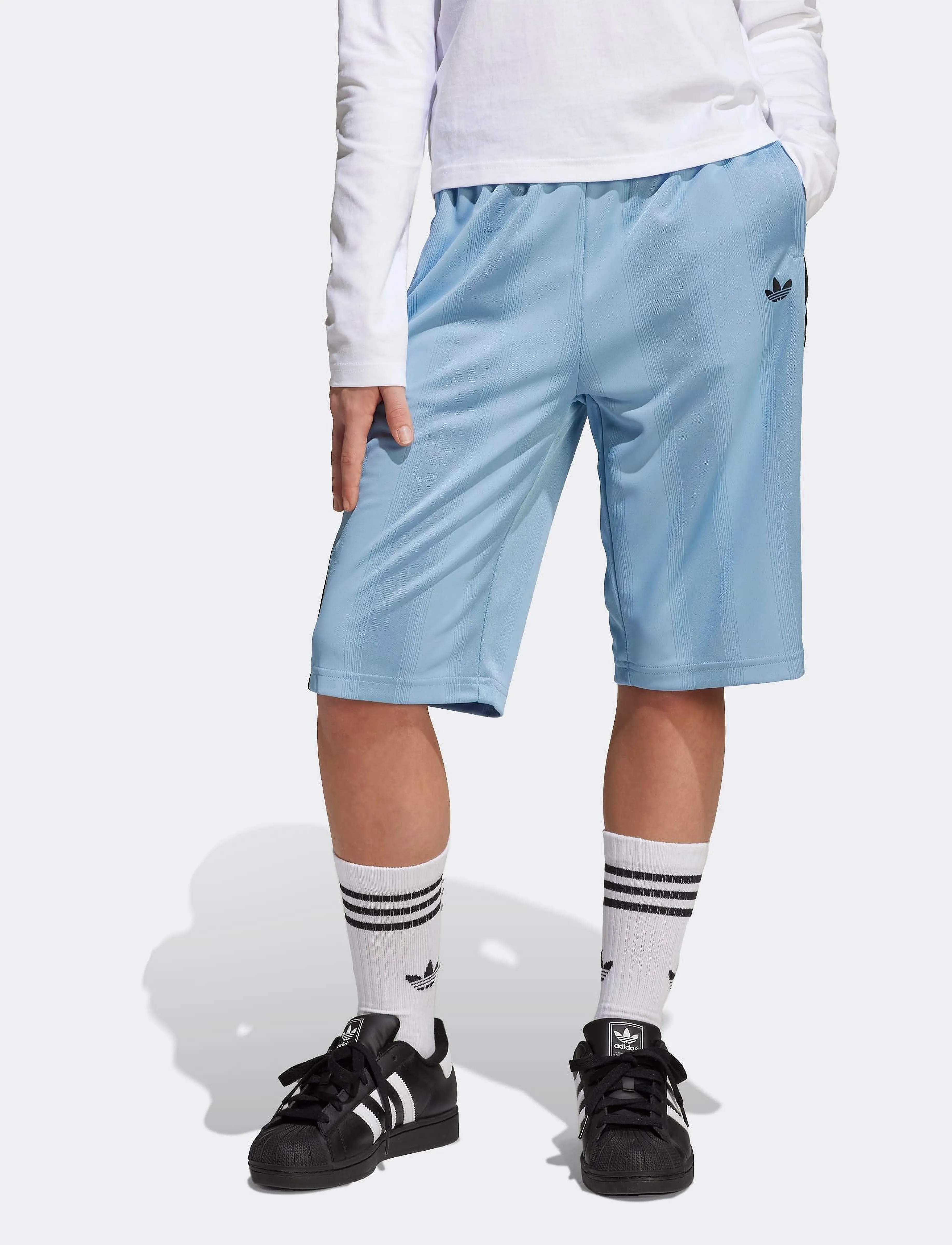 adidas Originals - SHORTS - ashblu/black - 5