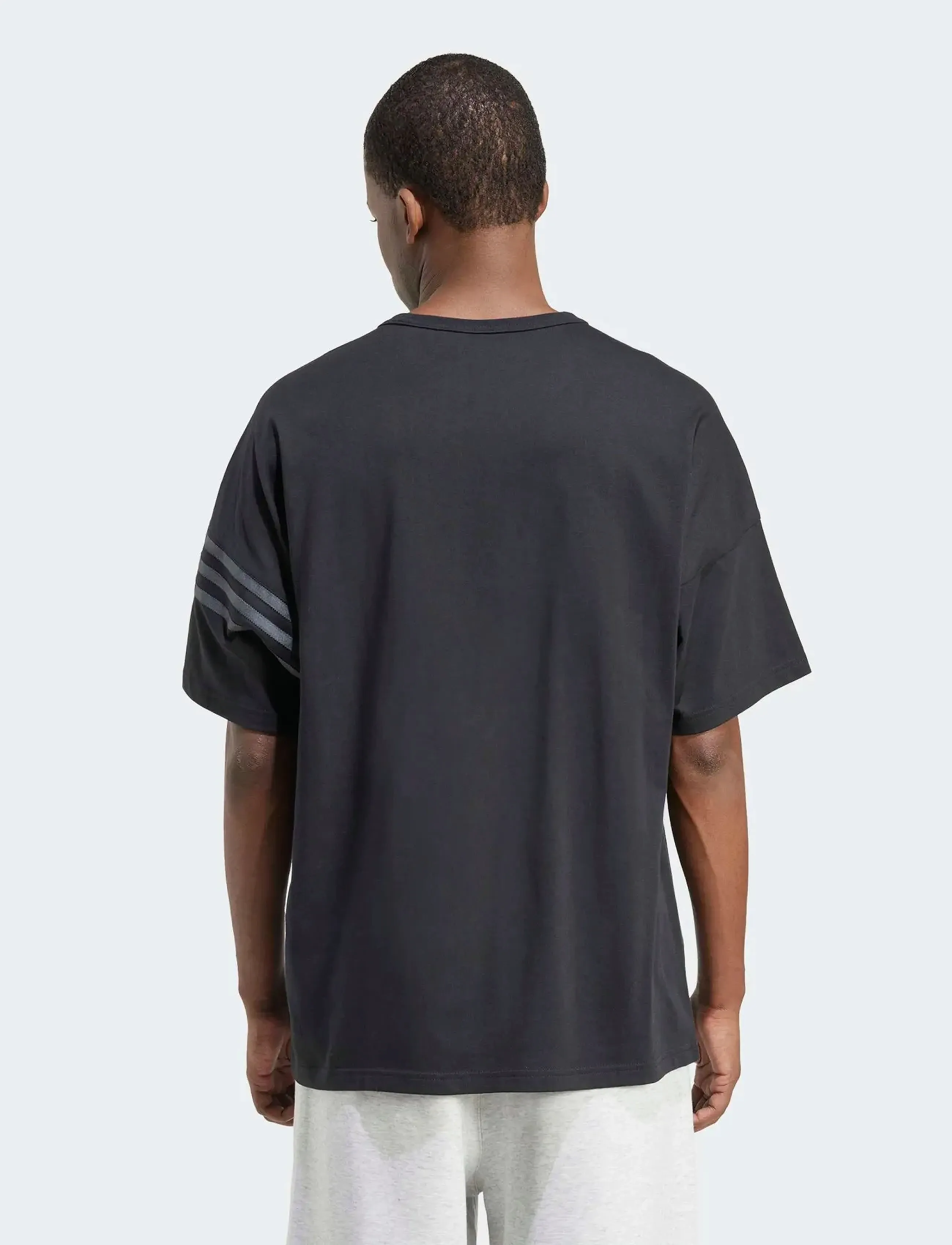 adidas Originals - NEU C TEE - t-shirts - black/carbon - 3