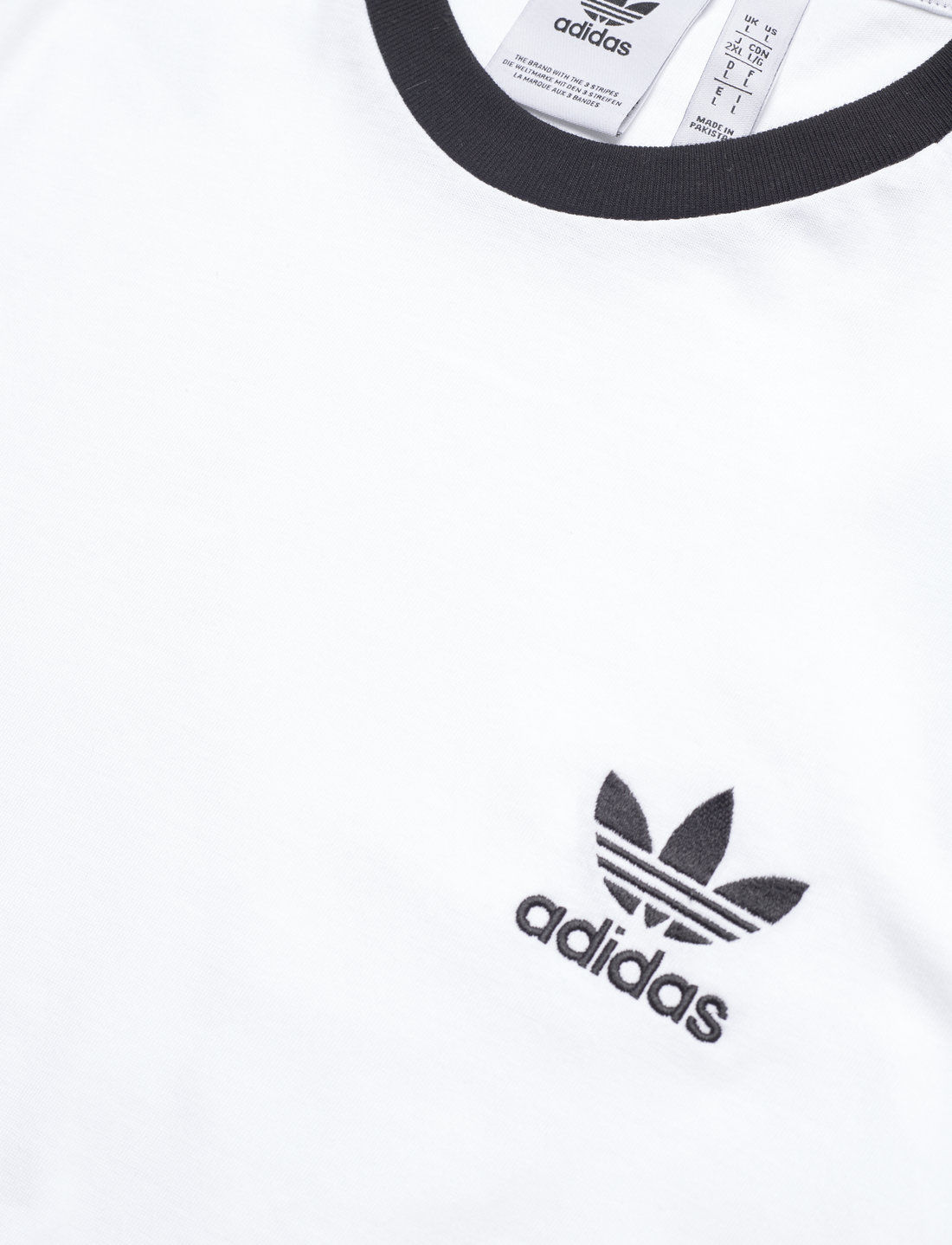 The brand with the top 3 stripes t shirt