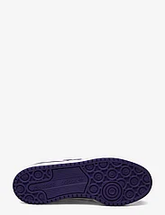 adidas Originals - FORUM BOLD STRIPES W - basketball sko - owhite/cpurpl/owhite - 4
