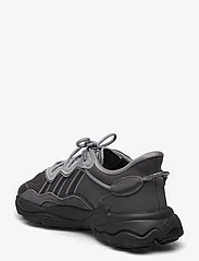 adidas Originals - OZWEEGO - sportiska stila apavi ar pazeminātu potītes daļu - grefiv/cblack/grey - 2
