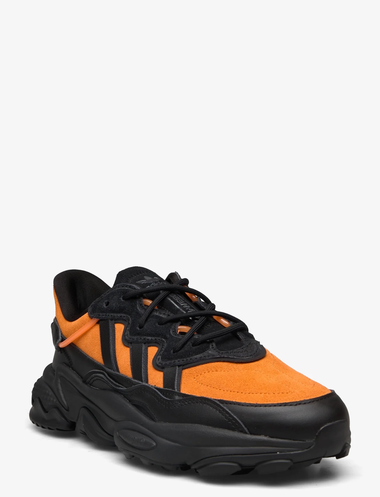 adidas Originals - OZWEEGO Shoes - sportiska stila apavi ar pazeminātu potītes daļu - orange/cblack/gresix - 0