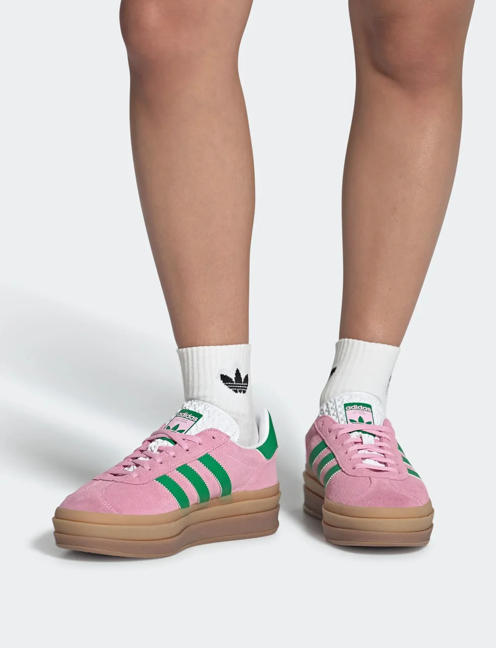 adidas Originals - GAZELLE BOLD W - chunky sneakers - trupnk/green/ftwwht - 0
