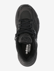 adidas Originals - adidas ASTIR W - masīvi sportiskā stila apavi - cblack/cblack/cblack - 3