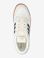 adidas Originals - FORUM 84 LOW CL - basketskor - clowhi/cblack/gum4 - 3
