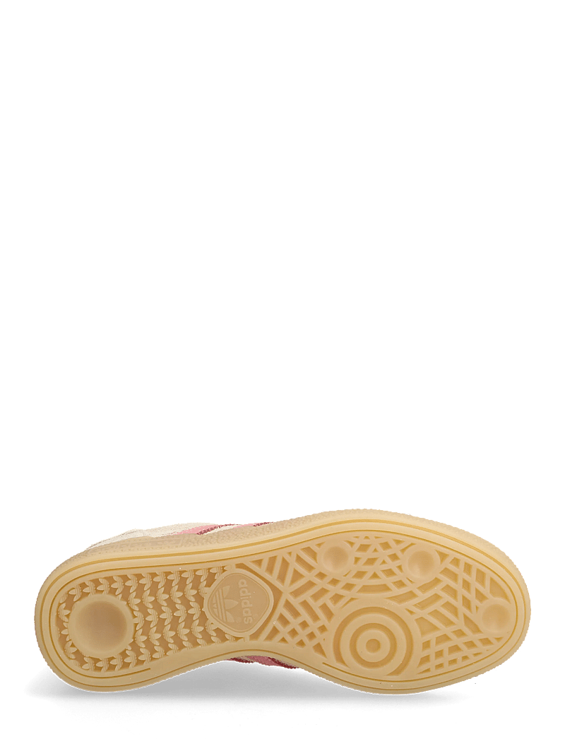 adidas Originals - HANDBALL SPEZIAL W - low top sneakers - crli/pinspa/wonwhi - 4