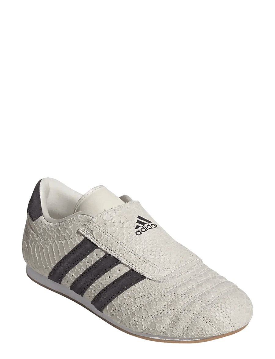 adidas Originals - adidas TAEKWONDO W - lave sneakers - crewht/utiblk/gum3 - 0