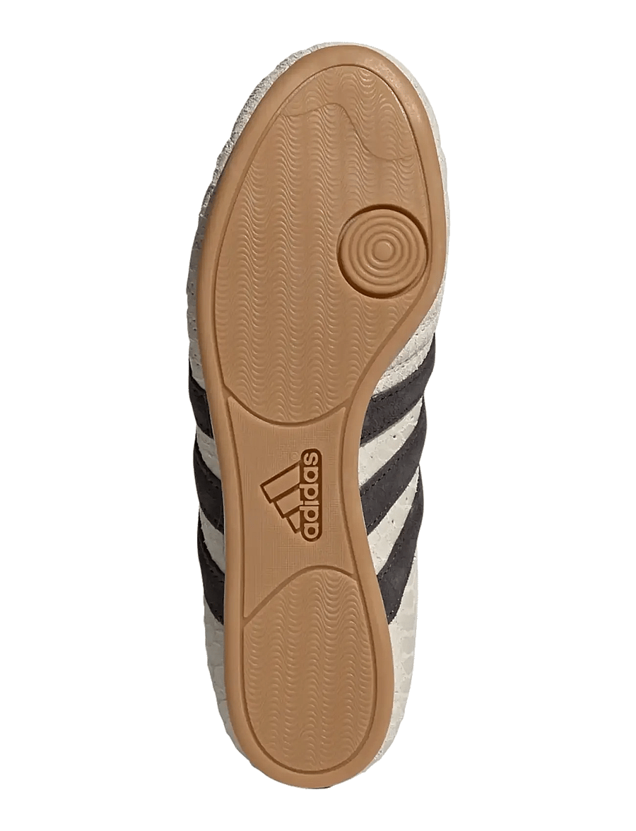 adidas Originals - adidas TAEKWONDO W - lave sneakers - crewht/utiblk/gum3 - 5