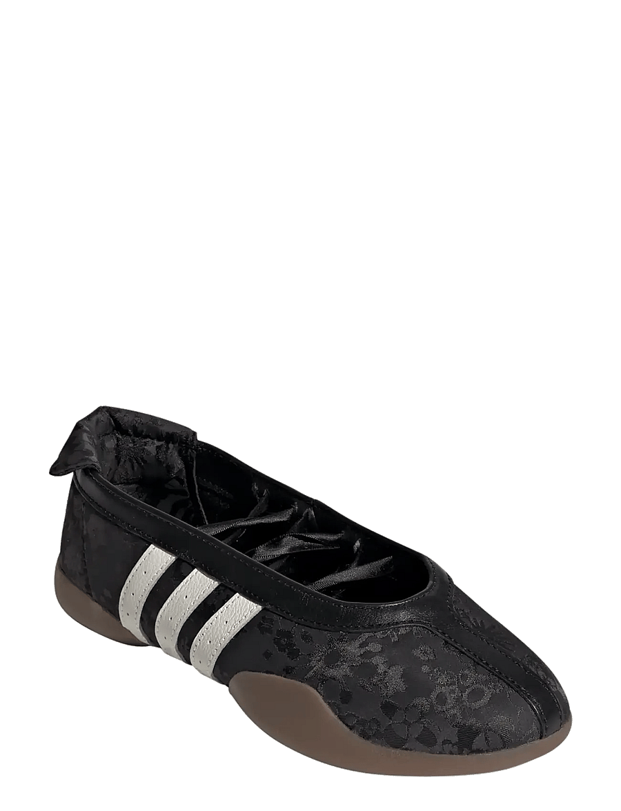 adidas Originals - TAEKWONDO MEI BALLET W - vabaajasandaalid - cblack/owhite/gum5 - 0