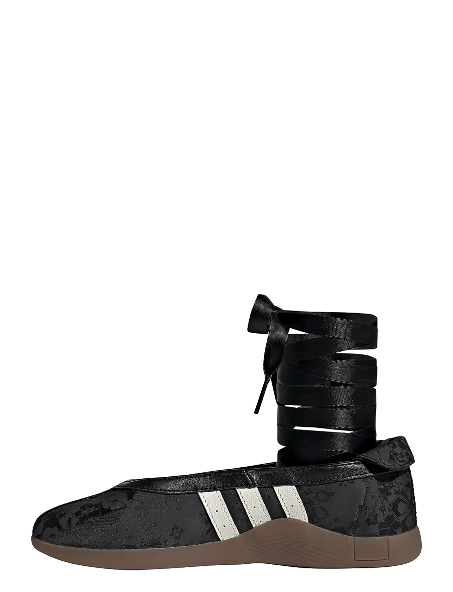 adidas Originals - TAEKWONDO MEI BALLET W - vabaajasandaalid - cblack/owhite/gum5 - 2