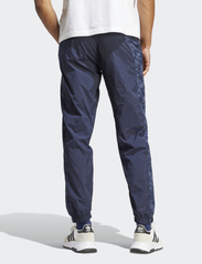 adidas Originals - ADV FLORAL PNT - spodnie sportowe - legink - 5