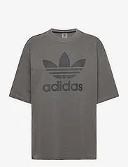 adidas Originals - WASHED TRF TEE - t-shirts - black - 0