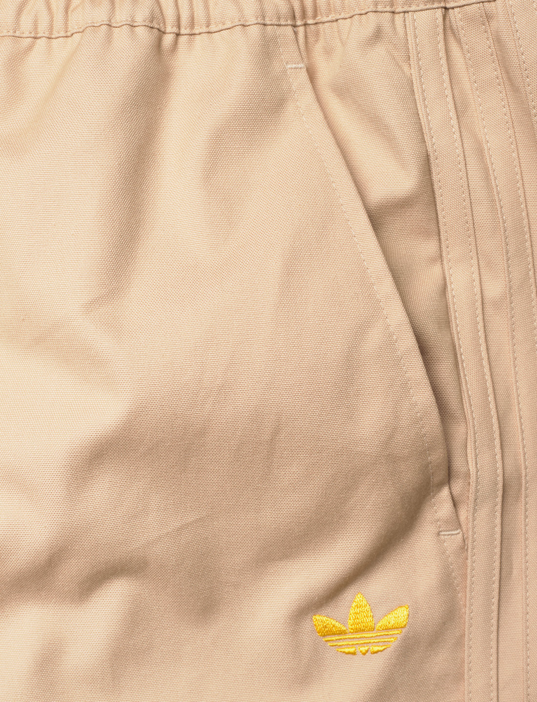 Adidas chino pant sales definition