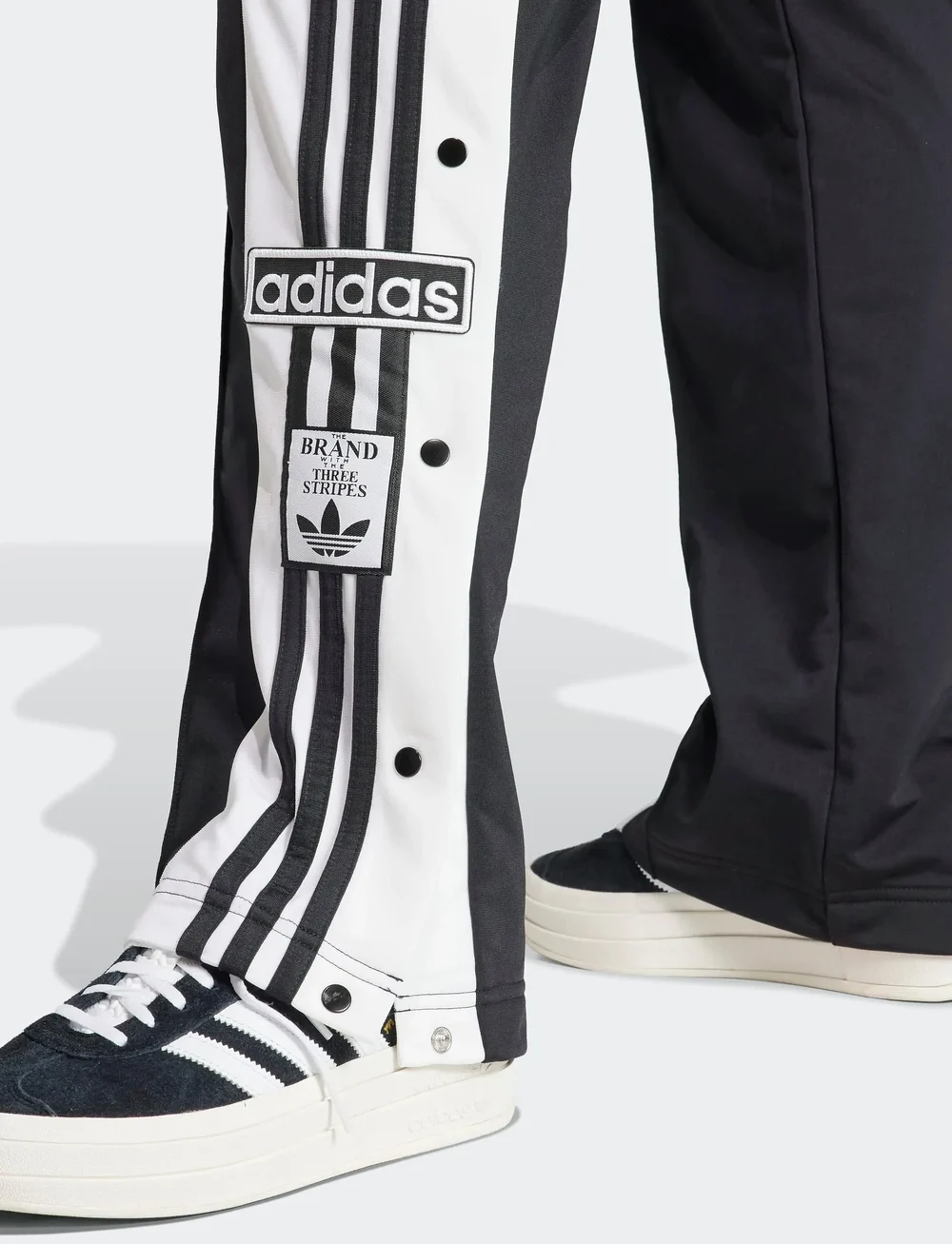 adidas Originals - ADIBREAK PT - treeningpüksid - black - 2