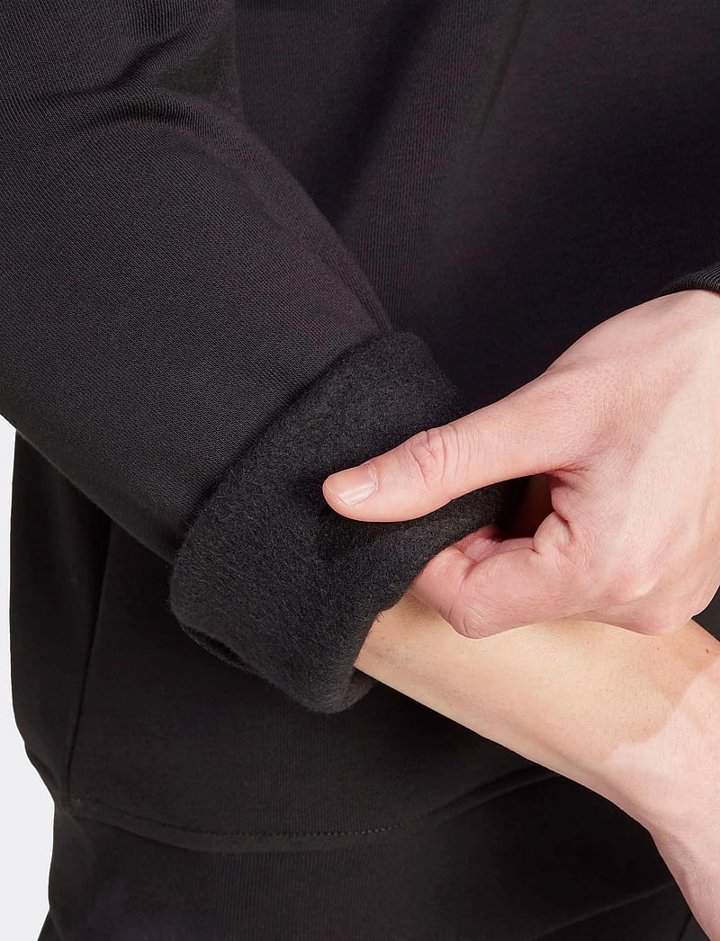 adidas Originals - ESS CREW - Överdelar - black - 5