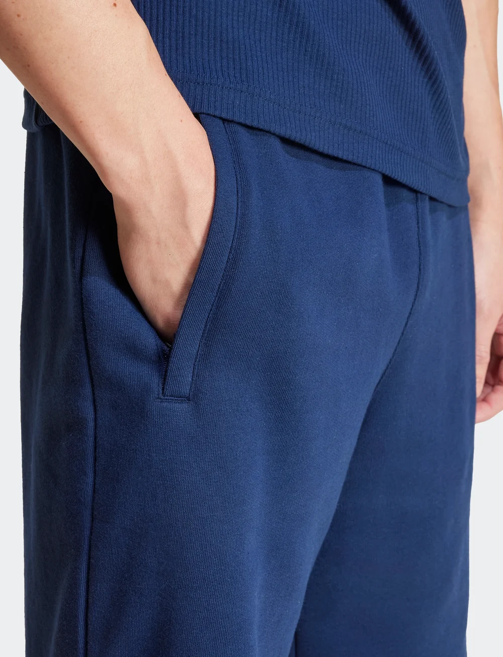 adidas Originals - ESS SHO - hosen - nindig - 3